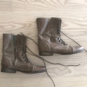 Steve Madden leather boots